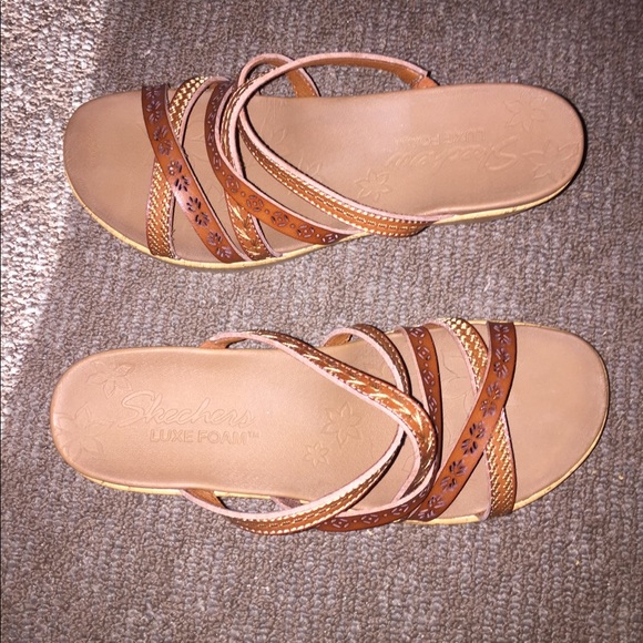 skechers relaxed fit with luxe foam sandals